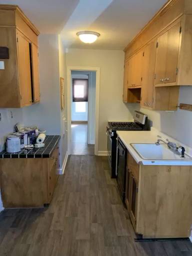 Main picture of 2801 Xerxes Ave S