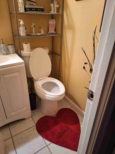 Main picture of 5807 Falkland Pl