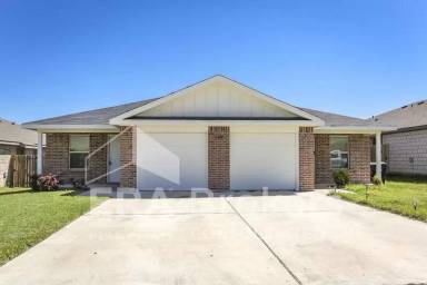 Main picture of 2320 Duntov Dr