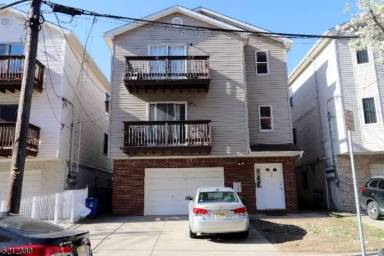 Main picture of 45-47 Vesey St