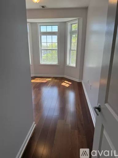 Main picture of 102 E Elizabeth Ave