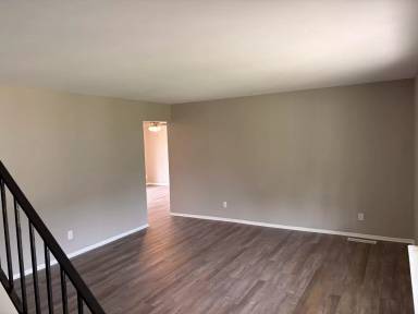 Main picture of 50 Karin Ct