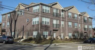Main picture of 2242 Dundee Rd