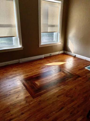 Main picture of 4907 Friendship Ave