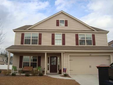 Main picture of 205 Bender St