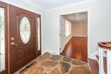 Main picture of 1541 Montclair St