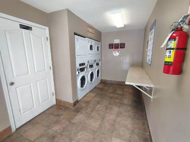 Main picture of Maple Ridge Apartments