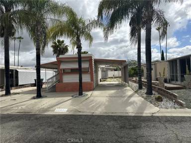 Main picture of 120 Santa Clara Cir