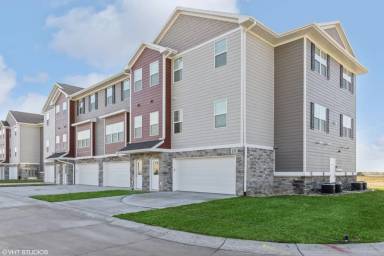 Main picture of 150 Clark Dr SW