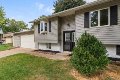 Main picture of 4153 Greenbrier Dr