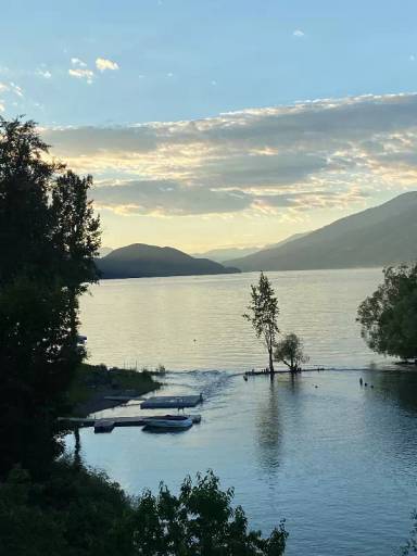 Main picture of 716 Birch Point Dr