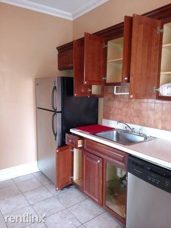 Main picture of 248 River Dr