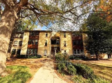 Main picture of 9647 Whiteacre Rd