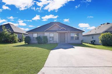 Main picture of 2715 Saulsbury Dr