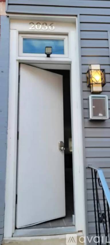 Main picture of 2036 Pierce St