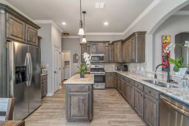 Main picture of 741 Fir Wood Ln