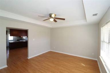 Main picture of 227 Worthington Ln
