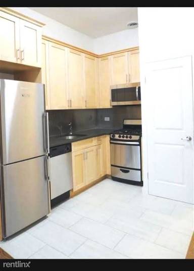 Main picture of 116 E 57th St