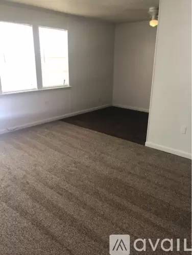 Main picture of 1014 S Waco St