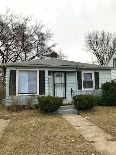 Main picture of 19982 Pinehurst St