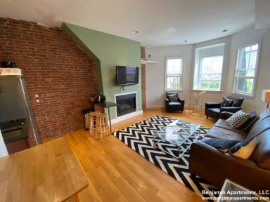 Main picture of 476 Columbus Ave