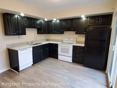 Main picture of 404 Darby Creek Rd