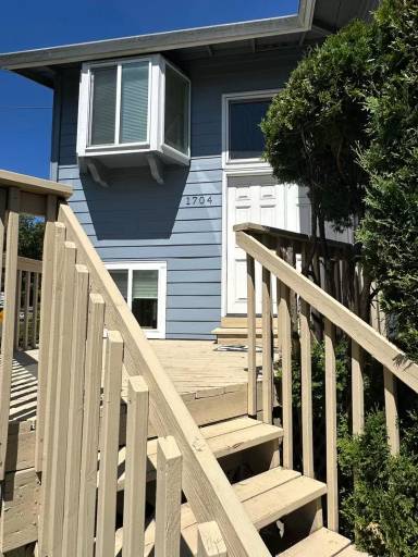 Main picture of 1704 SW 58th Ave