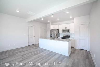 Main picture of Summerfield Townhomes