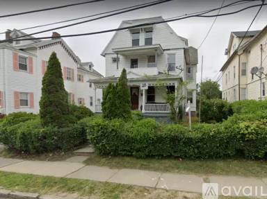 Main picture of 16 Benton St