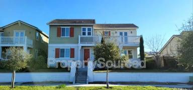 Main picture of 891 Lakeside Dr