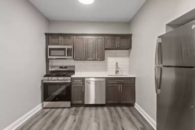 Main picture of 249 N Mulberry St