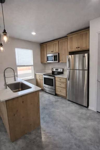 Main picture of 5226 S 33rd St