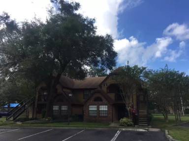 Main picture of 380 Lakepointe Dr