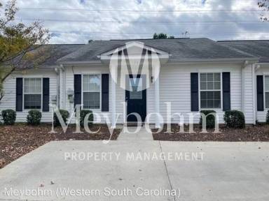 Main picture of 130 Bennington Ln