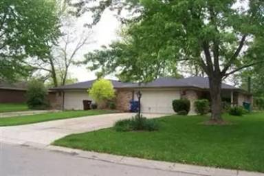 Main picture of 8765 Meadowcreek Dr