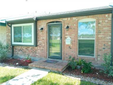 Main picture of 12 Townhouse Ln