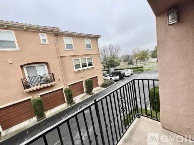 Main picture of Westlake Villas