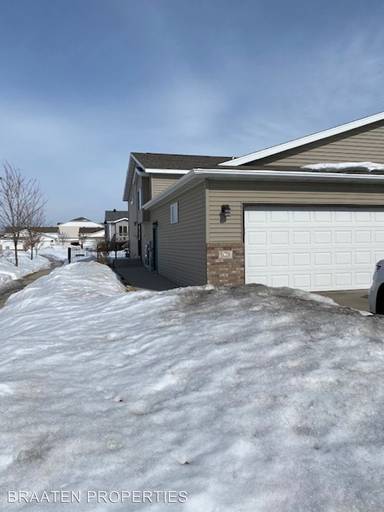 Main picture of 928 36th Ave S