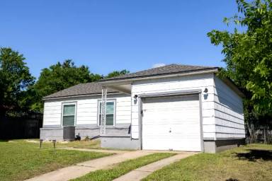 Main picture of 901 Conder St
