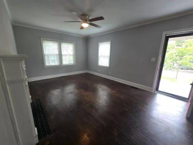 Main picture of 919 Chester Cir