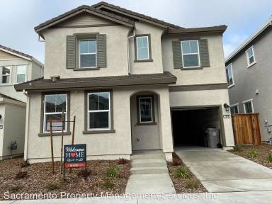 Main picture of 2458 Buzz Aldrin Way