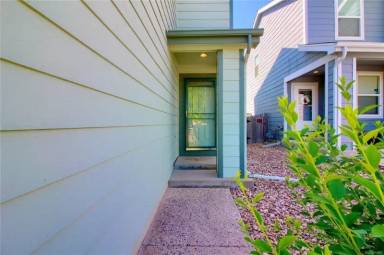 Main picture of 2466 E 110th Pl