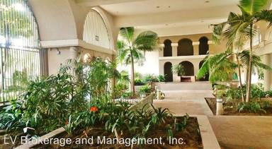 Main picture of Emerald Villa Condominiums
