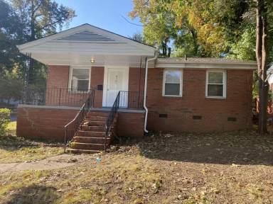 Main picture of 1501 Lasalle St