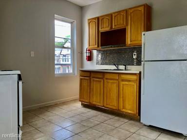 Main picture of 103 Woodlawn Ave