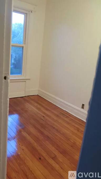 Main picture of 104 Oliver Ave