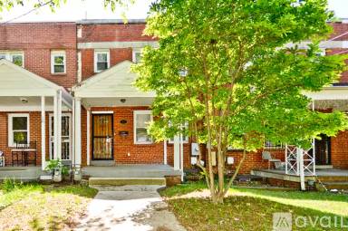 Main picture of 20 Farragut Pl NW