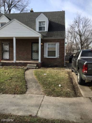 Main picture of 18681 Sunset St