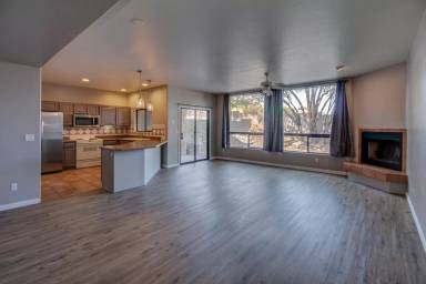 Main picture of 2990 W Trevi Pl