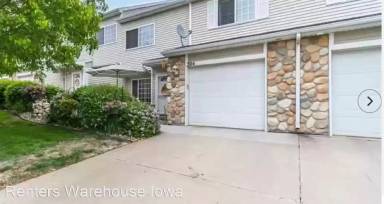 Main picture of 3799 Village Run Dr